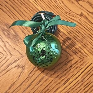 The Jingle Ball Bluetooth Wireless Speaker Ordament New